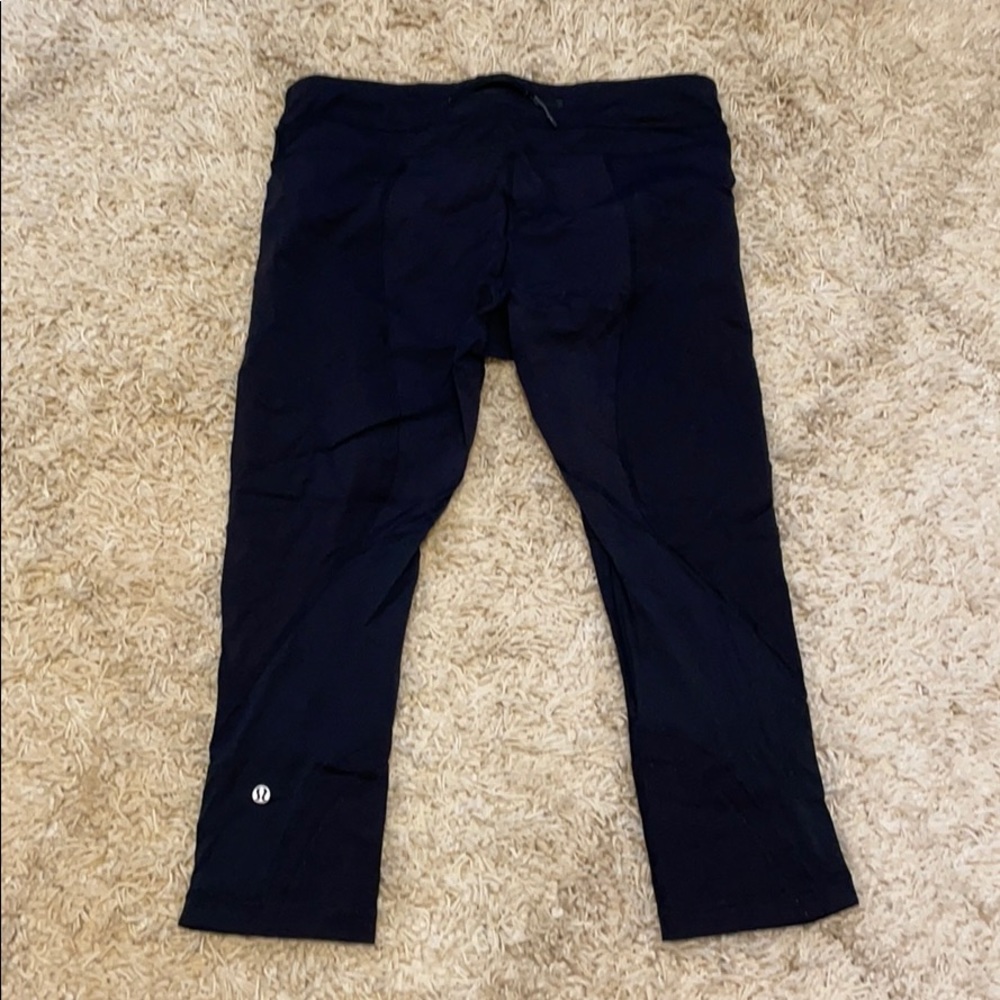 Lululemon running crop